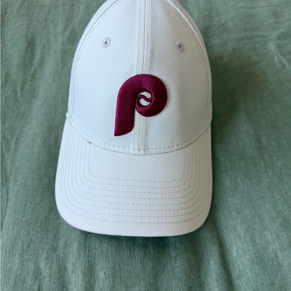 39 Thirty Medium/Large Philadelphia Phillies MLB Hat